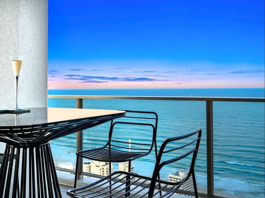 Exclusive Circle On Cavil Sub-Penthouse Luxury Apt - Hosted By Coastal Letting Gold Coast Zewnętrze zdjęcie