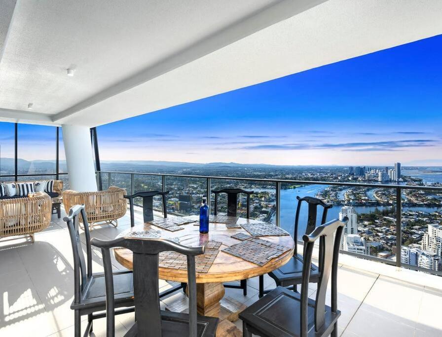 Exclusive Circle On Cavil Sub-Penthouse Luxury Apt - Hosted By Coastal Letting Gold Coast Zewnętrze zdjęcie