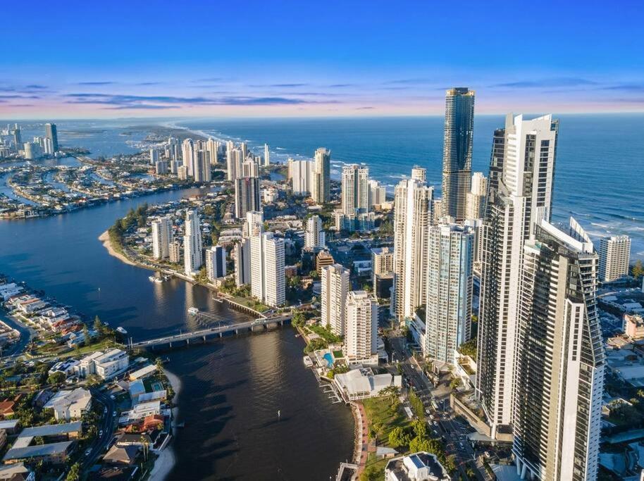 Exclusive Circle On Cavil Sub-Penthouse Luxury Apt - Hosted By Coastal Letting Gold Coast Zewnętrze zdjęcie
